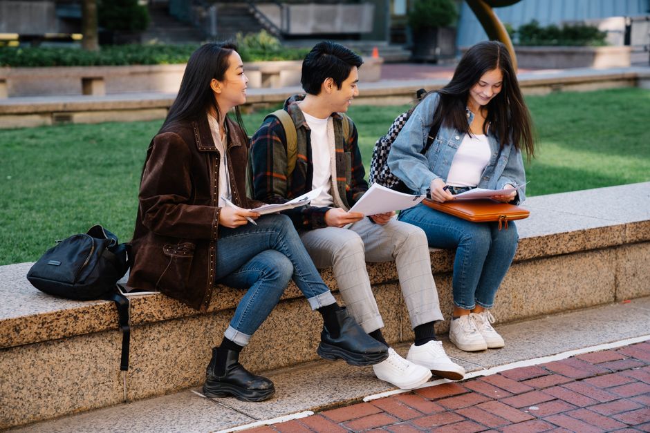 Studenti na kampusu